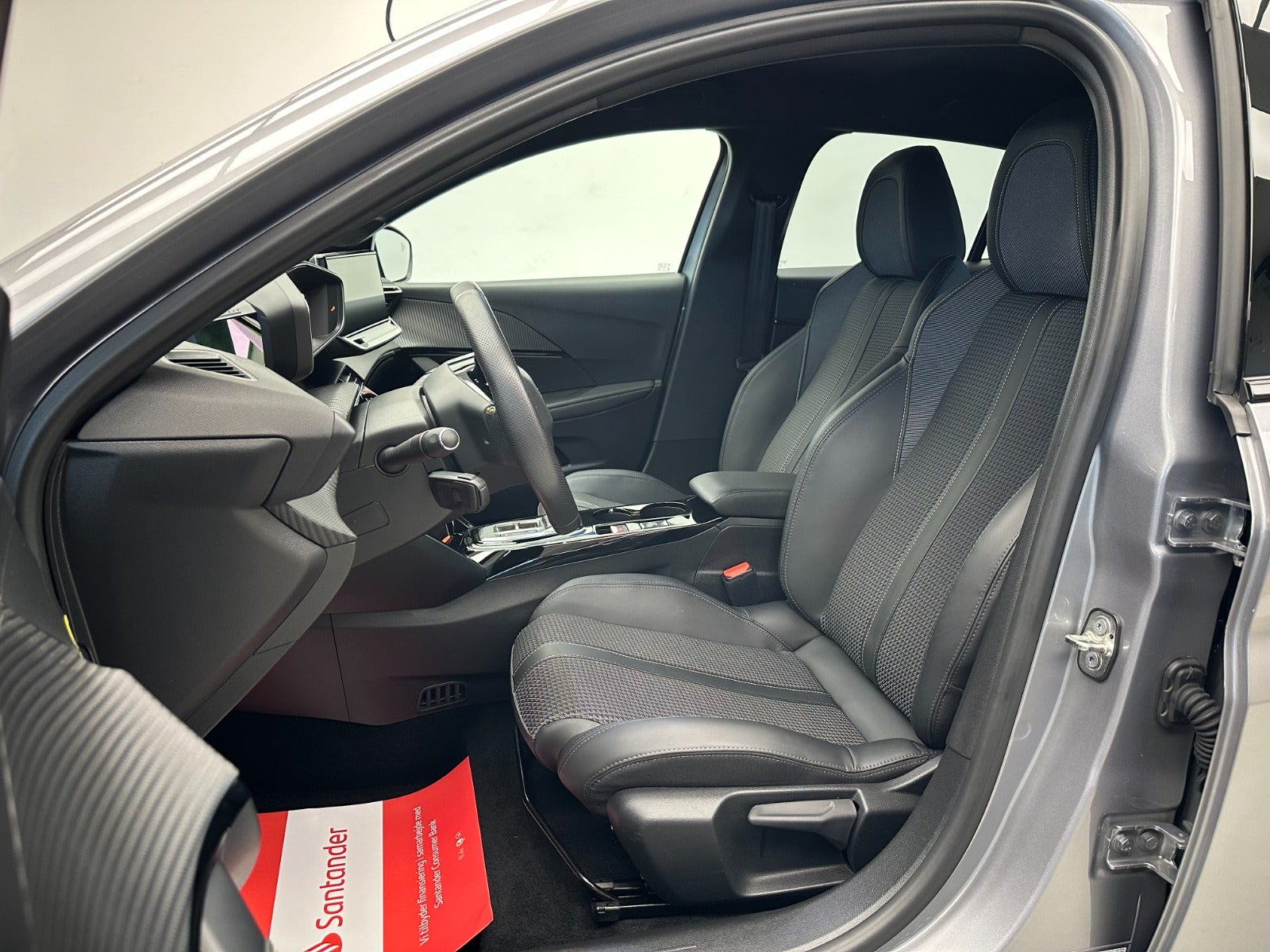 Billede af Peugeot e-208 50 GT