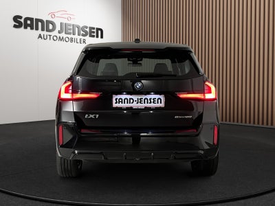 BMW iX1 eDrive20 M-Sport Premium