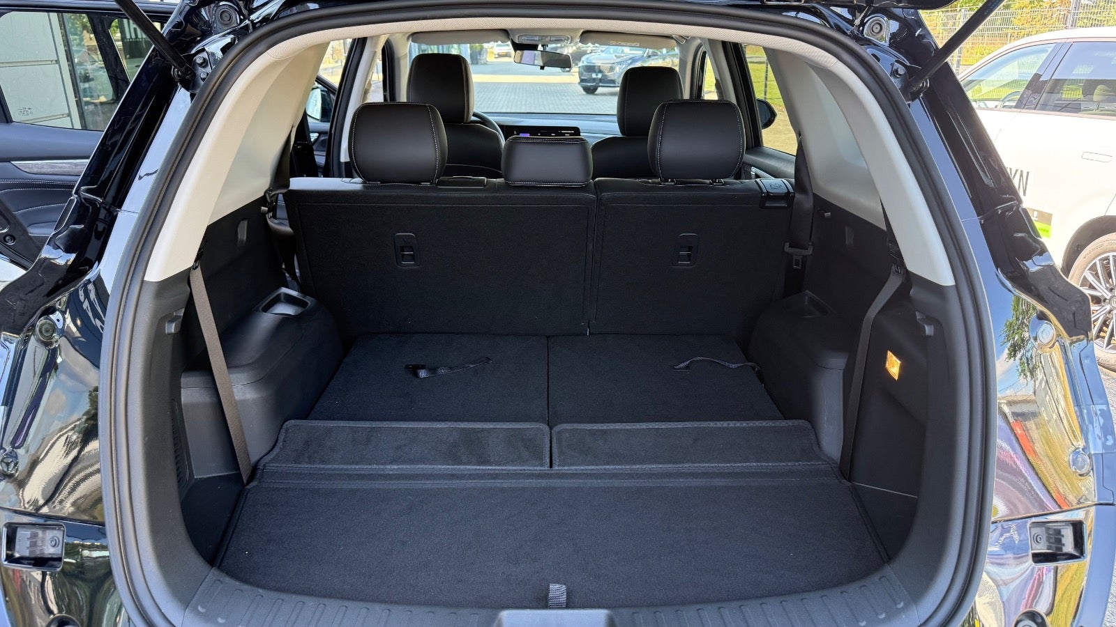 Navor E5 PHEV Rock