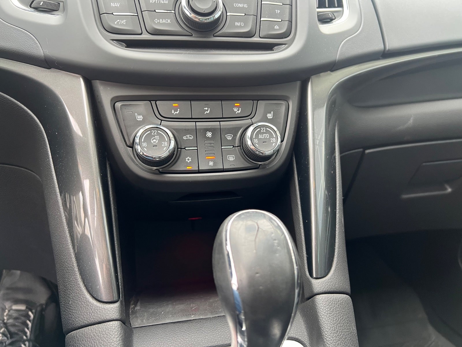 Billede af Opel Zafira Tourer 1,4 T 140 Cosmo aut. 7prs