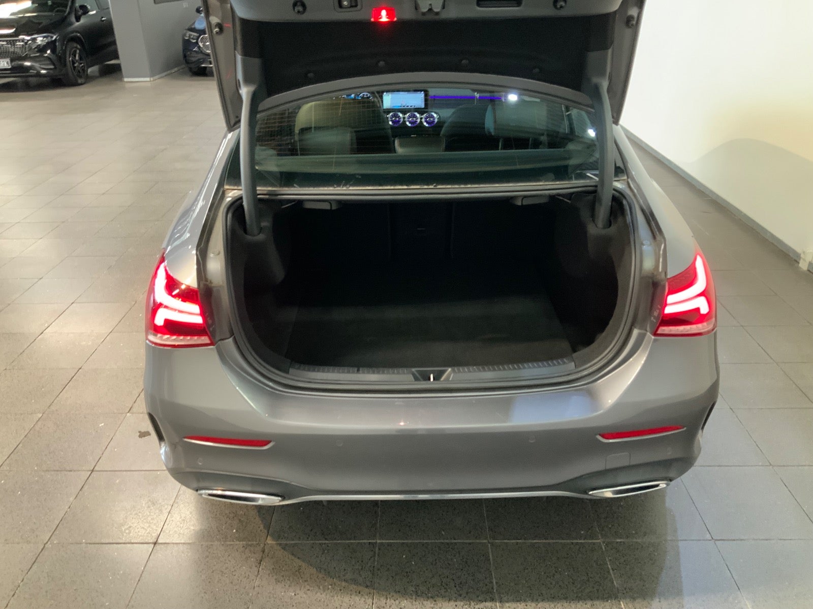 Mercedes-Benz A 200