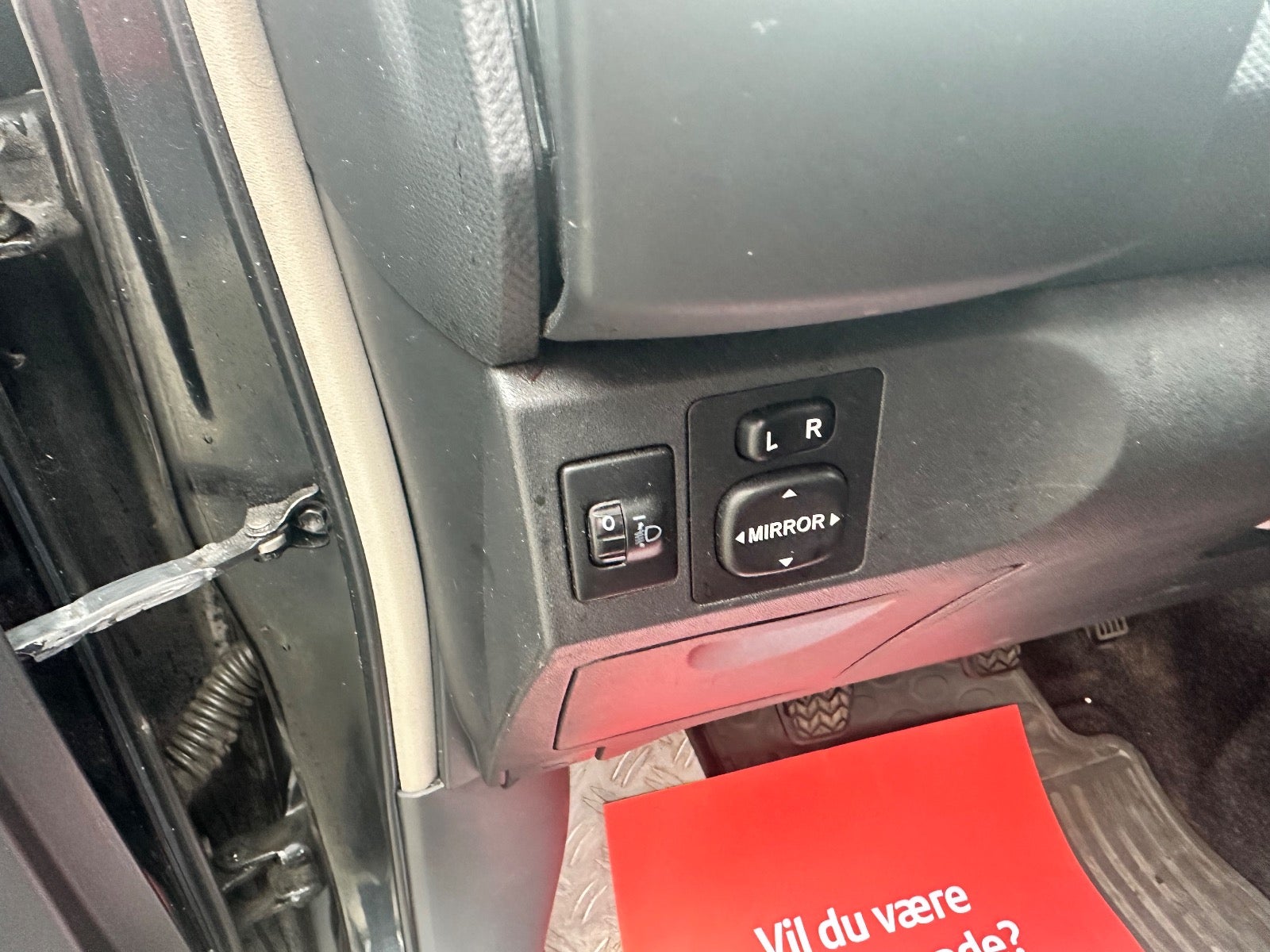 Toyota Yaris VVT-i Terra