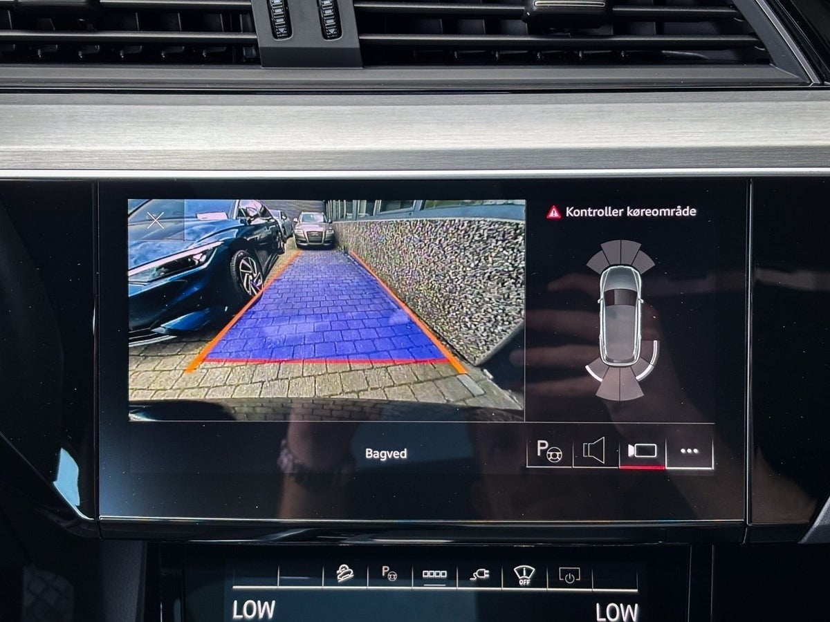 Billede af Audi e-tron 55 S-line Sportback quattro