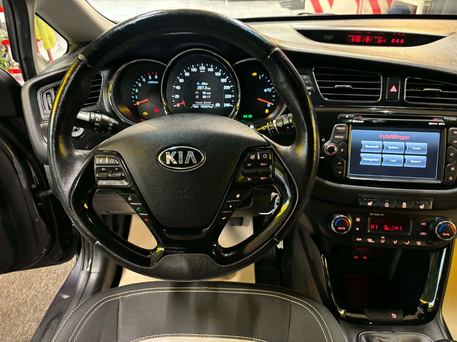 Billede af Kia Ceed 1,6 CRDi 128 Platinium Edition SW