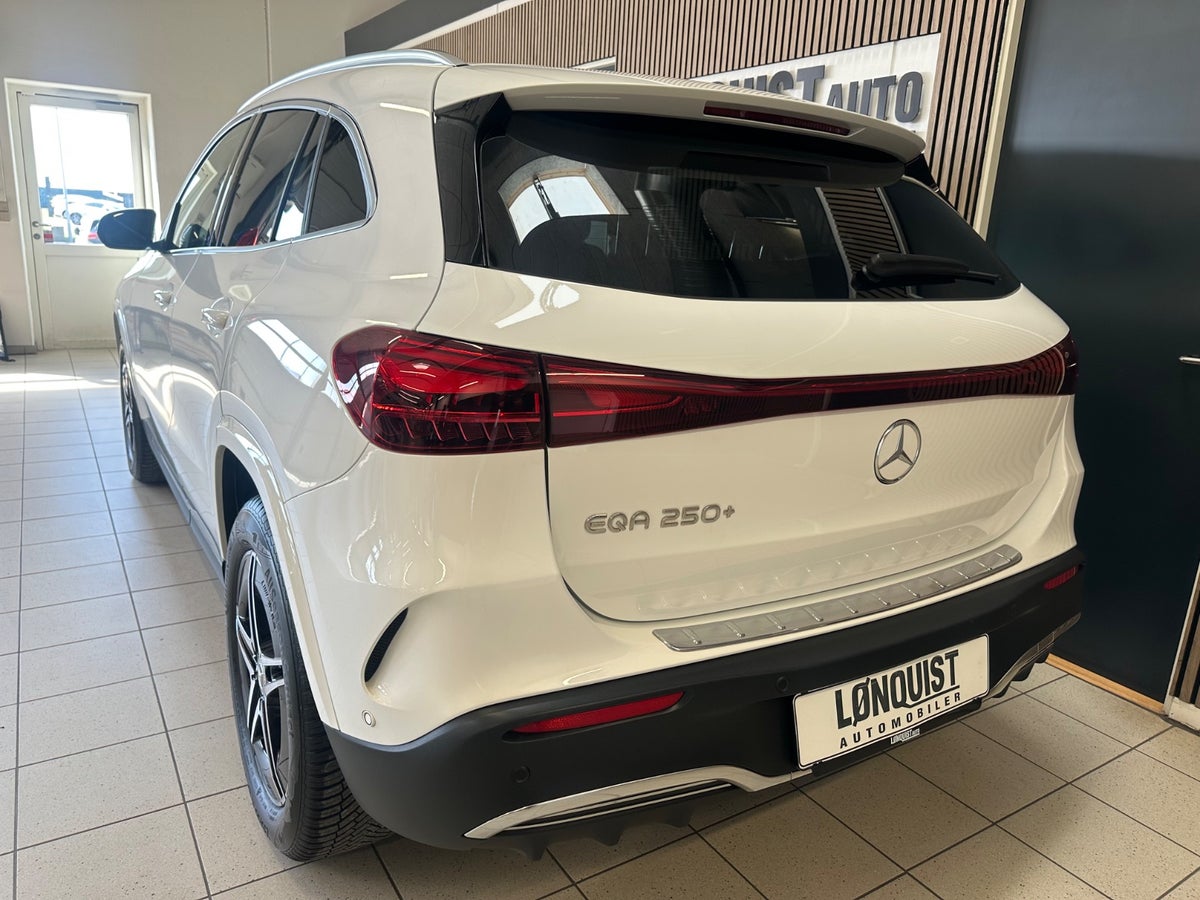 Mercedes EQA250+ AMG Line Advance Plus Mercedes EQA250+ AMG Line Advance Plus