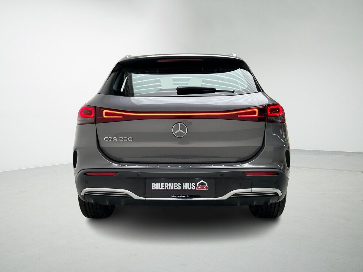 Mercedes EQA250 AMG Line billede 7