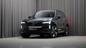 Volvo EX90 Plus 7prs
