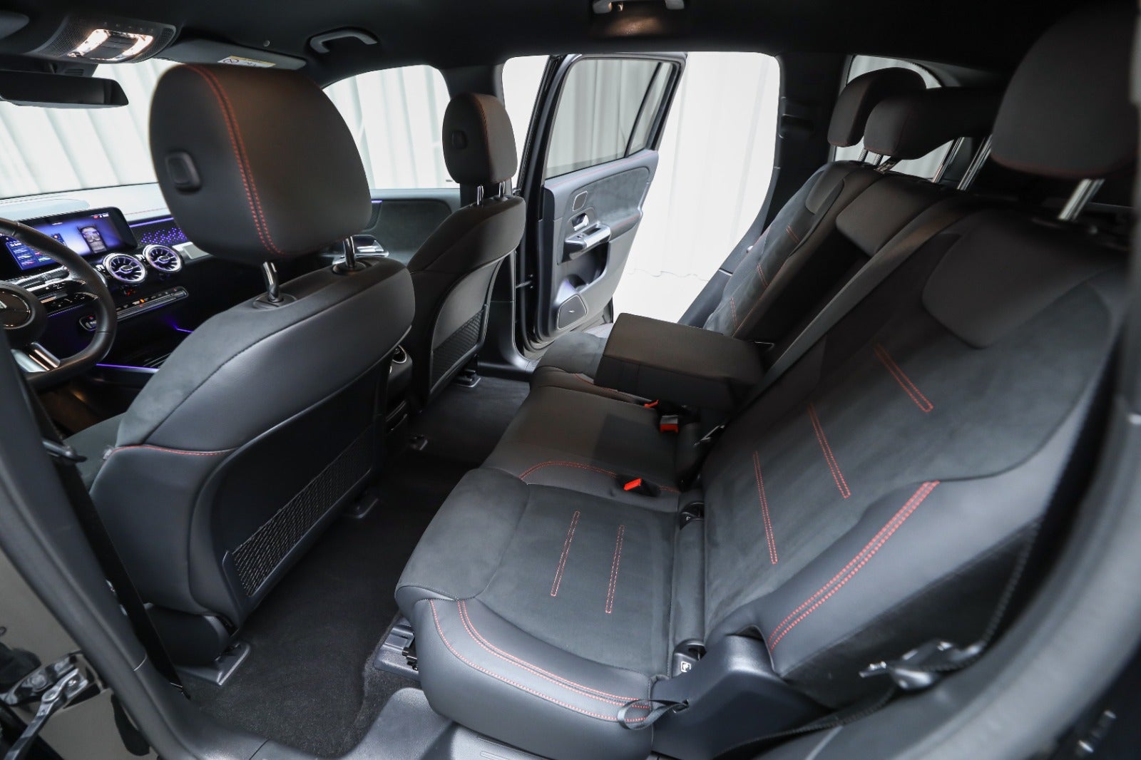 Mercedes-Benz EQB 250+ (5/8)