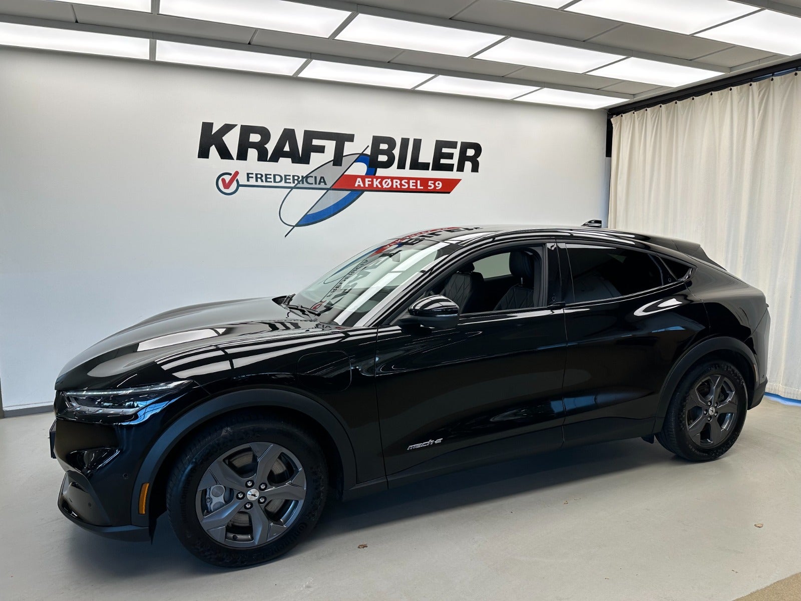 Billede af Ford Mustang Mach-E 75 Standard Range