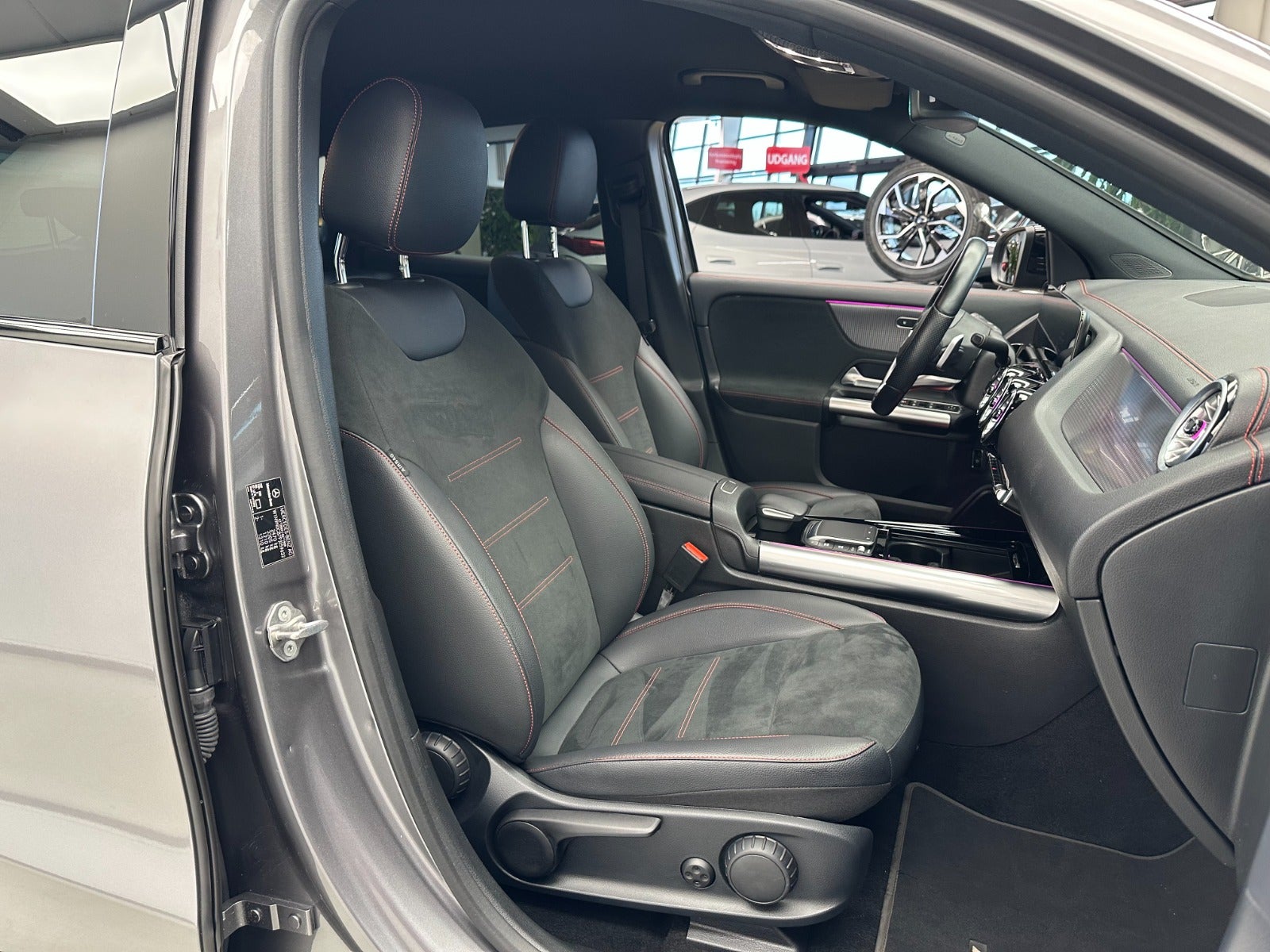 Billede af Mercedes EQA250+  AMG Line