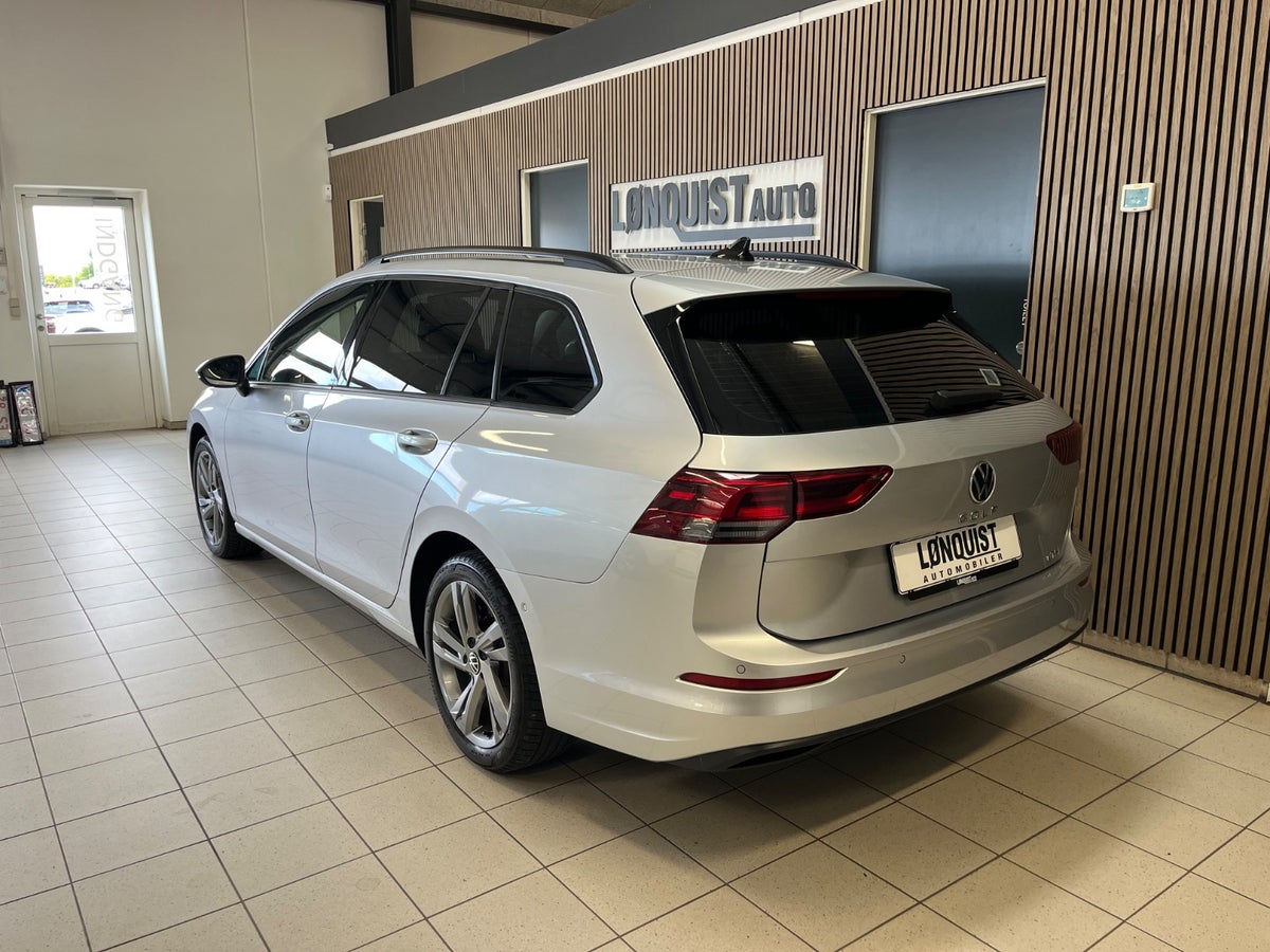 VW Golf VIII eTSi 130 Life Variant DSG