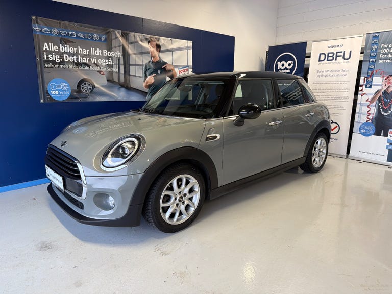 MINI Cooper Essential aut.