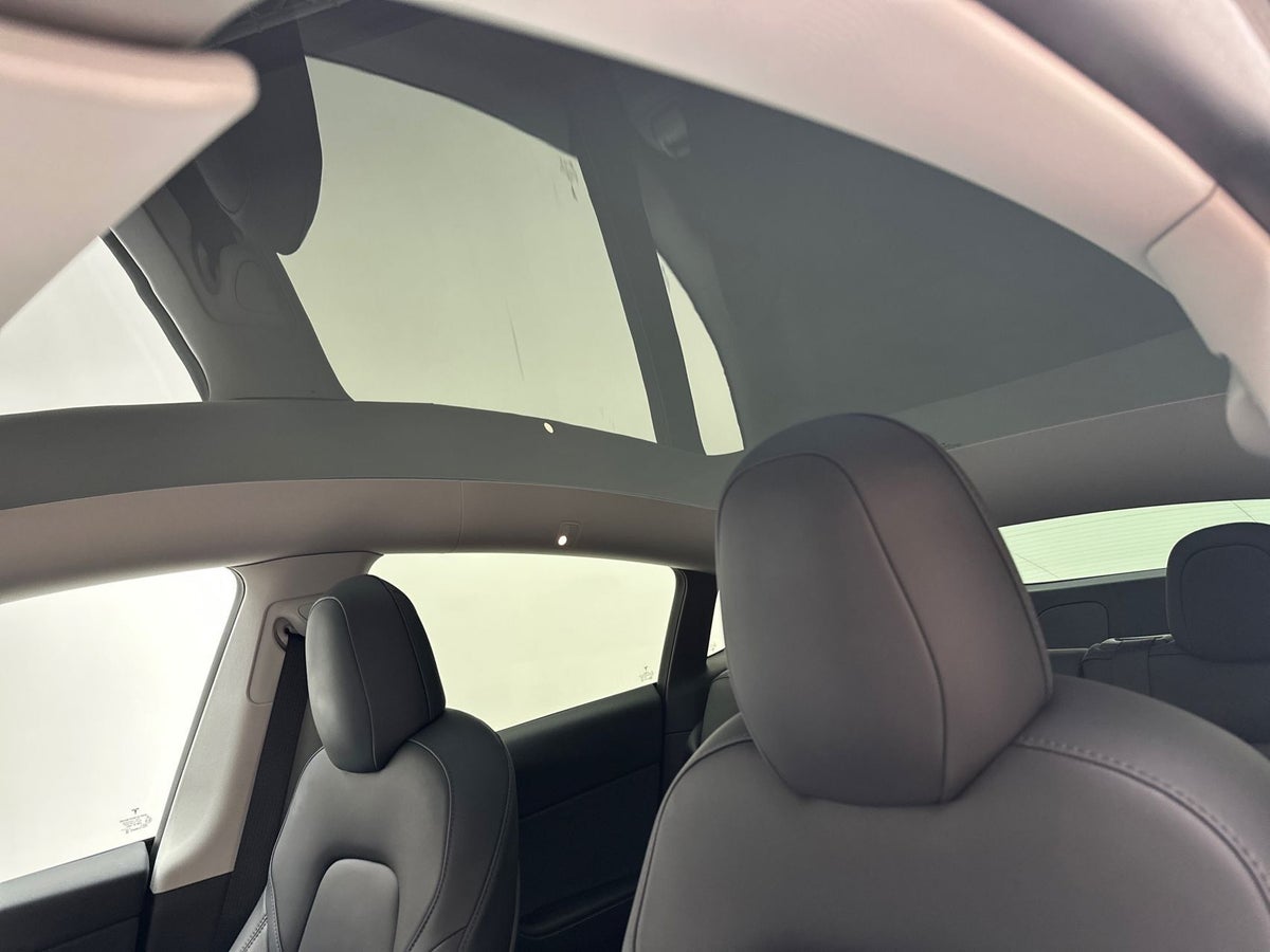 Tesla Model Y Long Range AWD billede 21