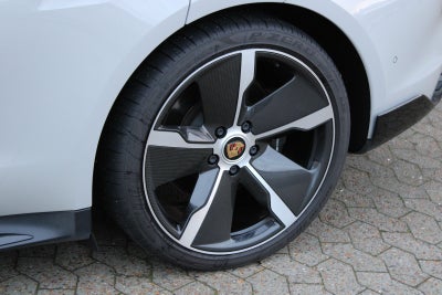 Porsche Taycan 4S Performance+