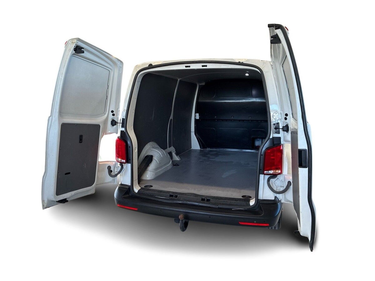 VW Transporter TDi 110 Kassevogn lang billede 3