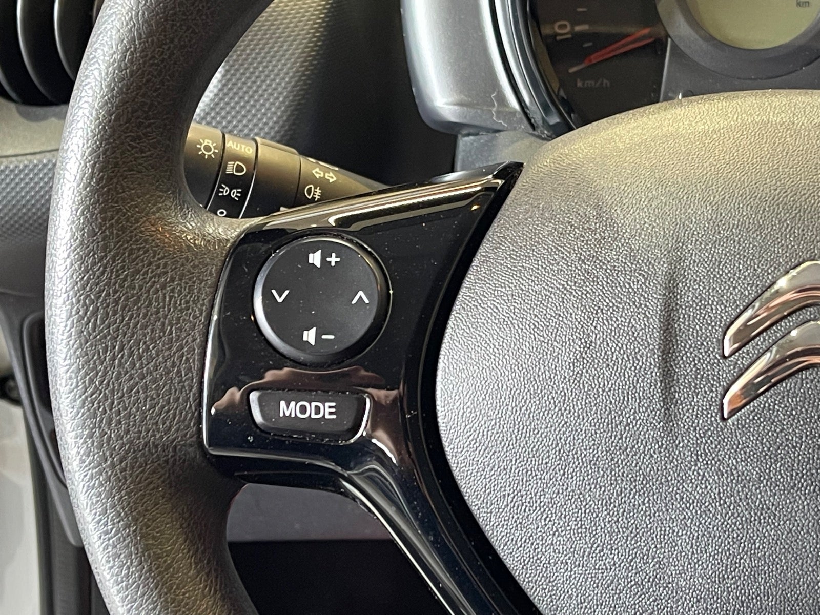 Billede af Citroën C1 1,0 VTi Street