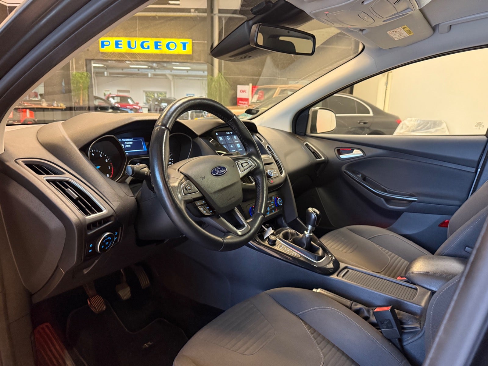 Ford Focus SCTi 125 Titanium stc.