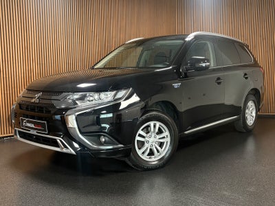 Mitsubishi Outlander 2,4 PHEV Intense CVT 4WD 5d
