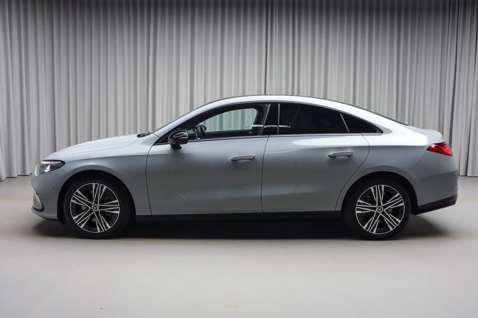 Mercedes-Benz CLA 250+ (6/8)
