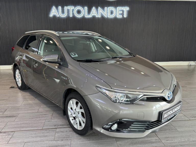 Toyota Auris Hybrid H2 Comfort Touring Sports CVT