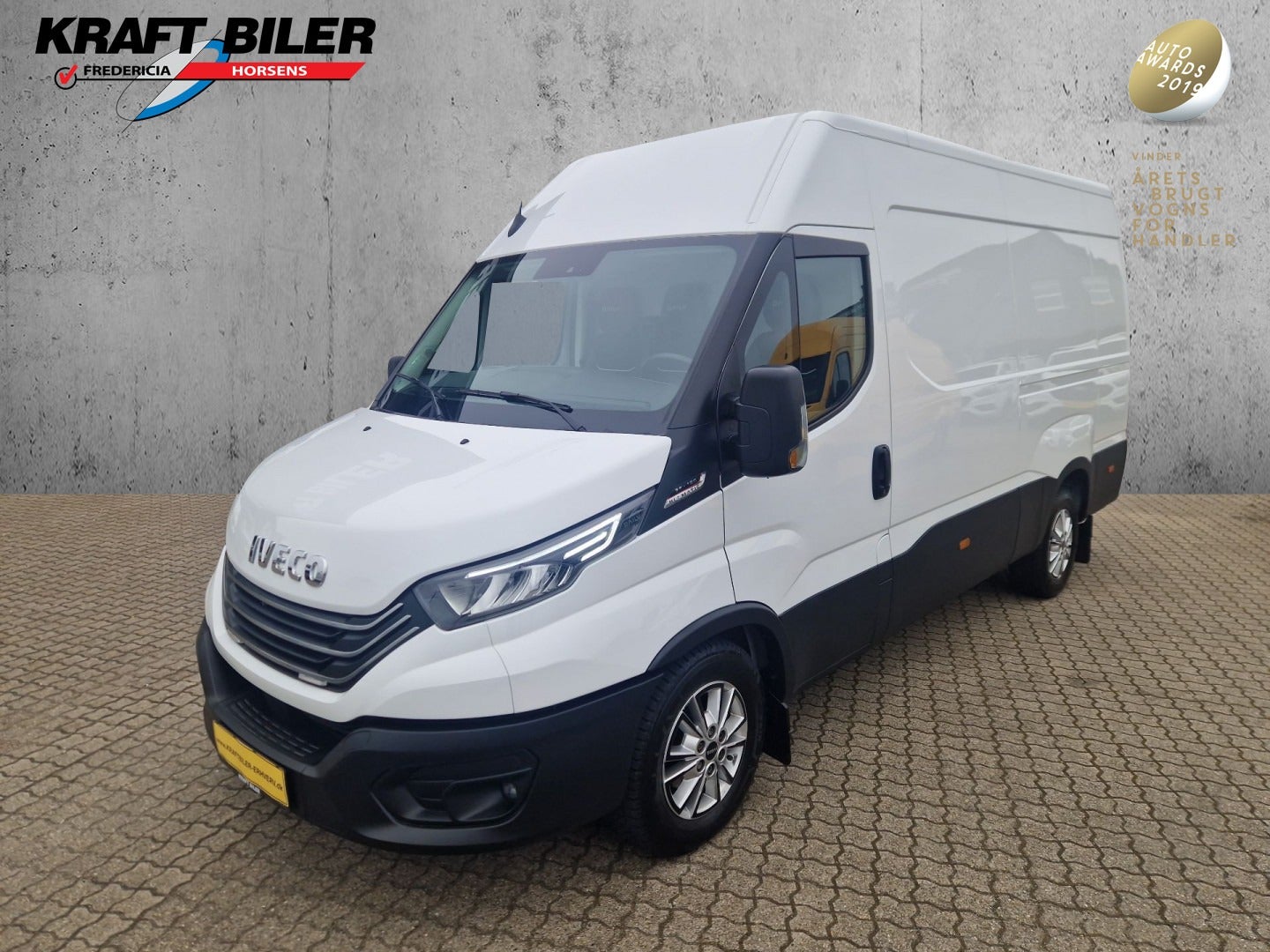 Billede af Iveco Daily 3,0 35S18 12m³ Van AG8