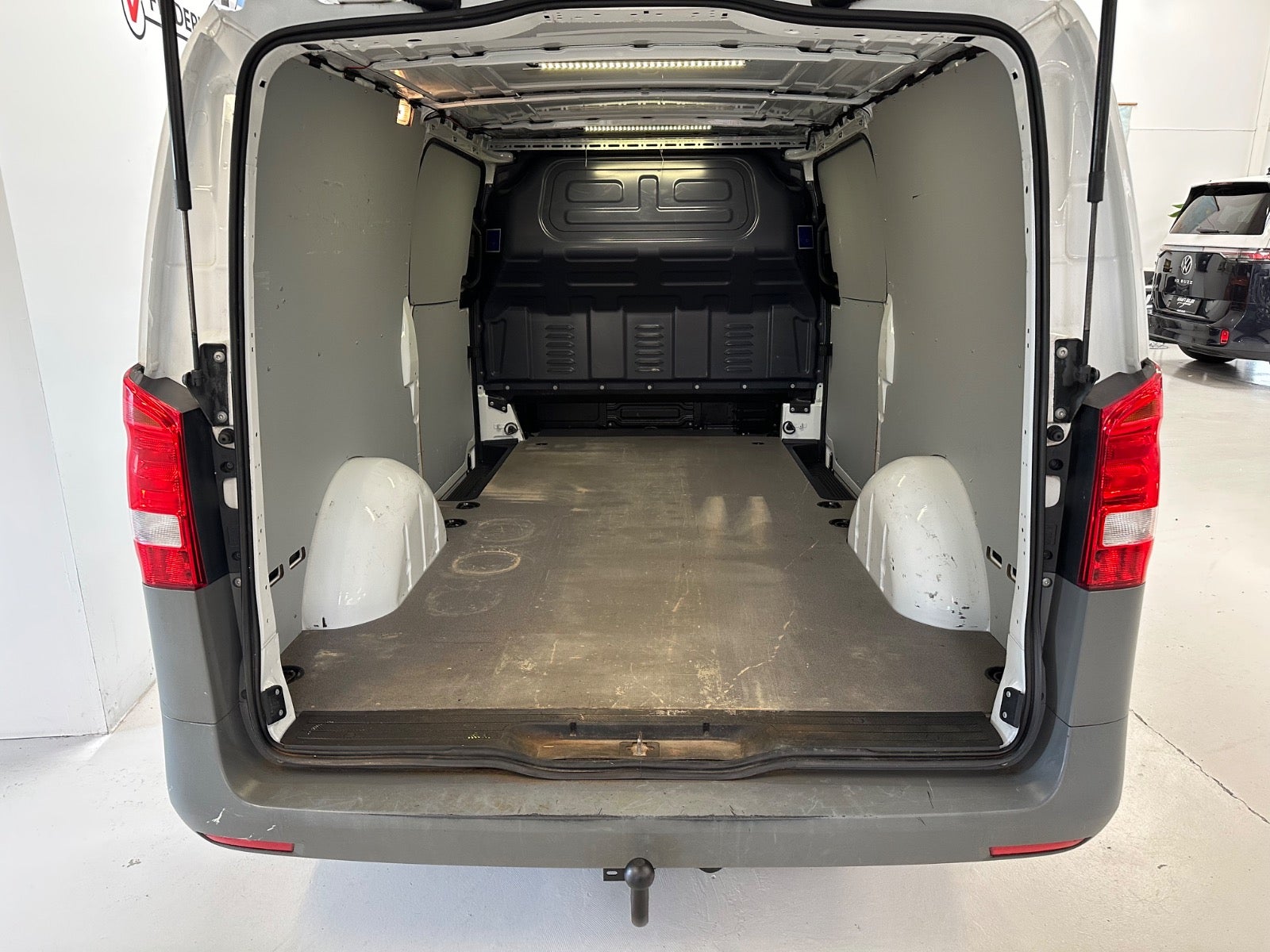 Billede af Mercedes Vito 114 2,0 CDi Kassevogn aut. XL RWD
