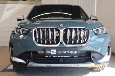 BMW iX1 xDrive30 X-Line