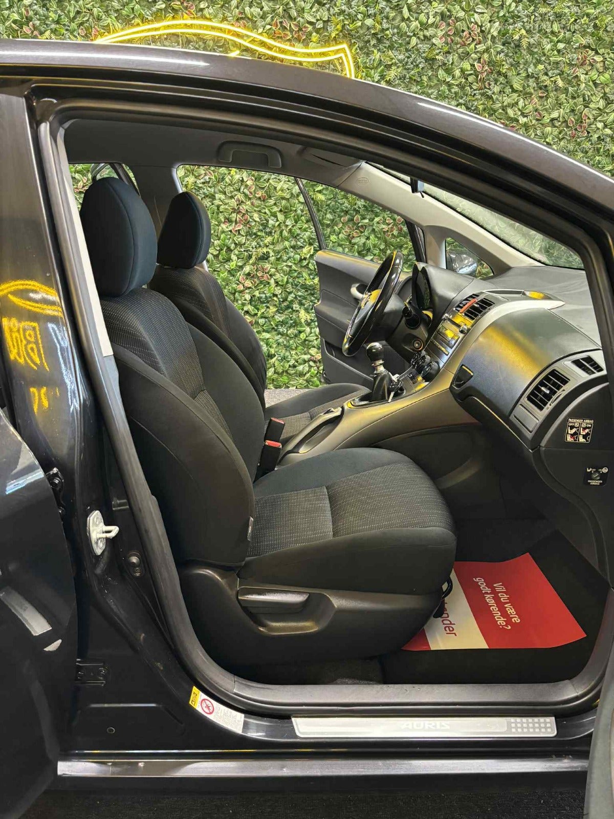 Billede af Toyota Auris 2,0 D-4D Luna
