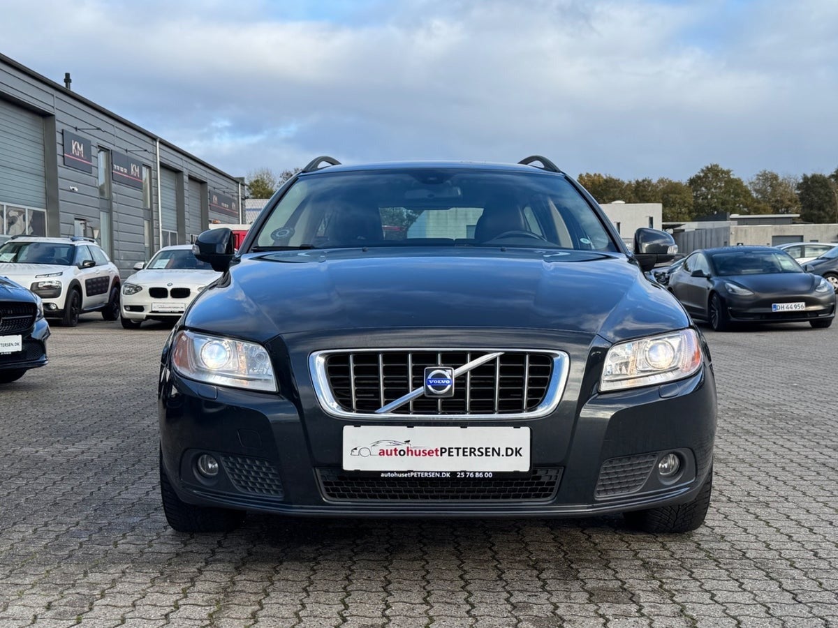 Volvo V70 T Momentum aut.