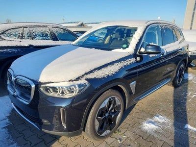 BMW iX3  Charged Impressive El aut. Automatgear modelår 2021 km 19900 Sortmetal træk nysynet klimaan