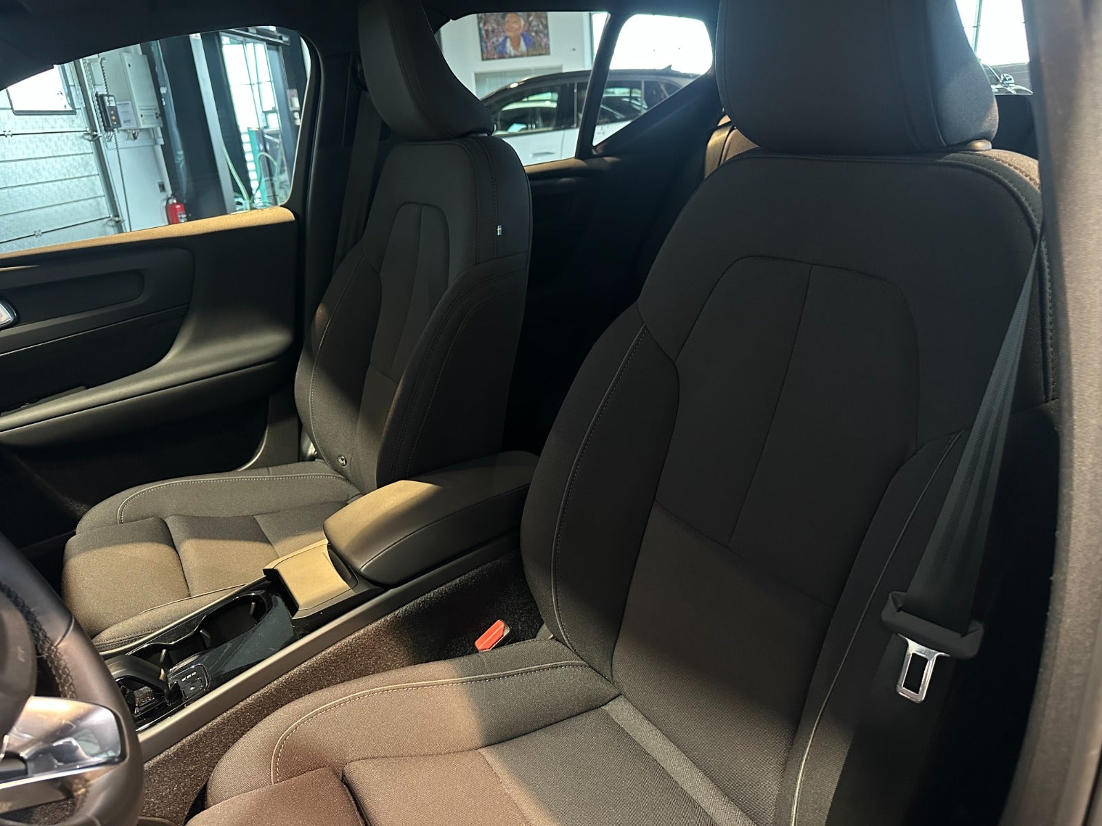 Volvo XC40 P6 ReCharge Plus 5d - 14