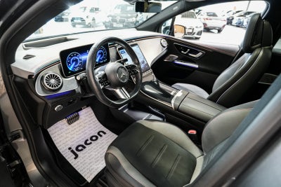 Mercedes EQE350 SUV