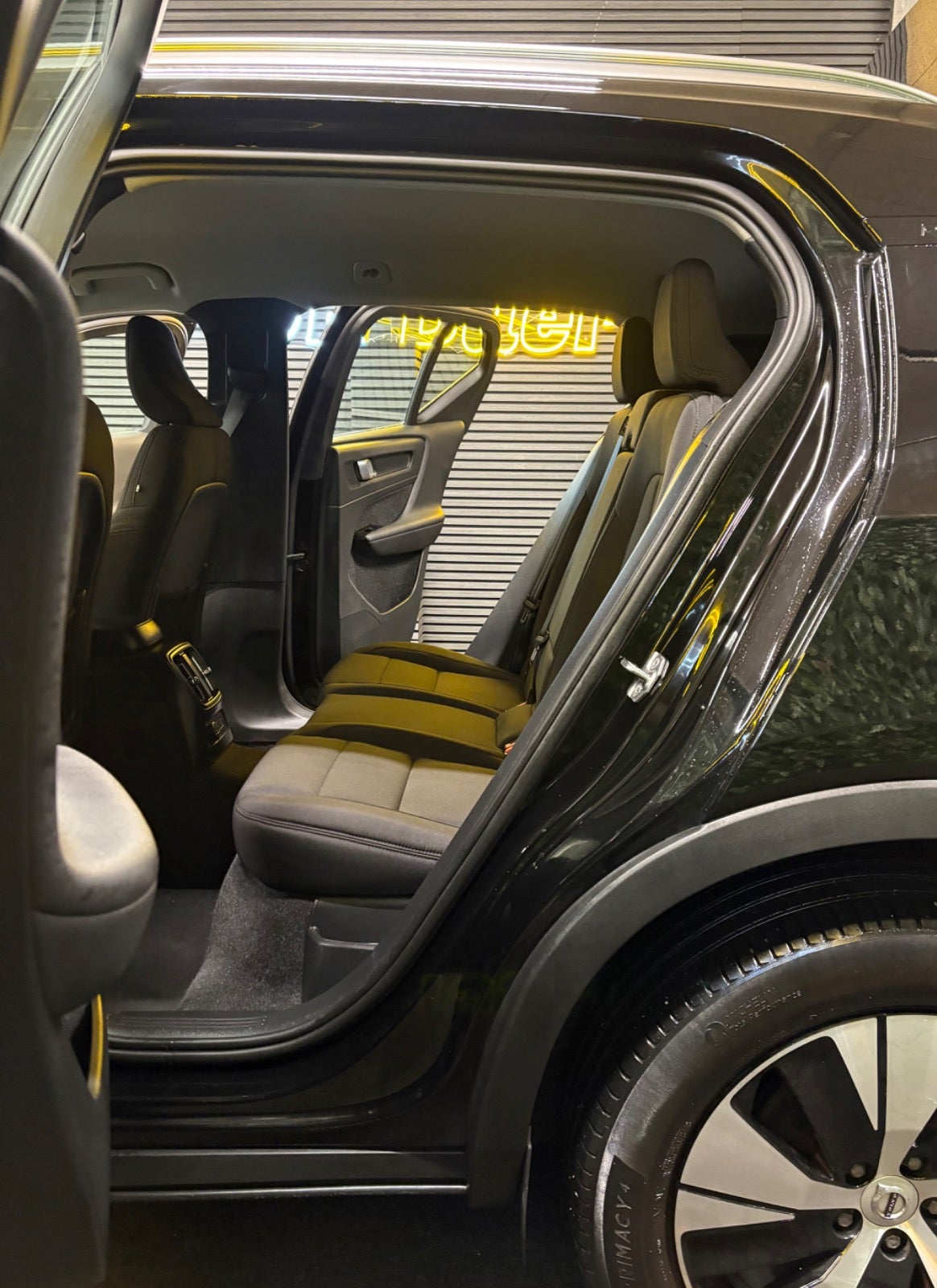 Billede af Volvo XC40 1,5 T4 ReCharge Momentum aut.