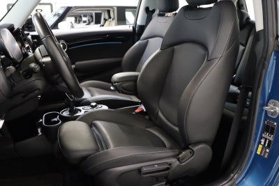MINI Cooper SE Classic Trim