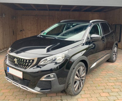 Peugeot 3008 1,2 PureTech 130 Allure EAT8 Benzin aut. Automatgear modelår 2019 km 111000 Sort klimaa