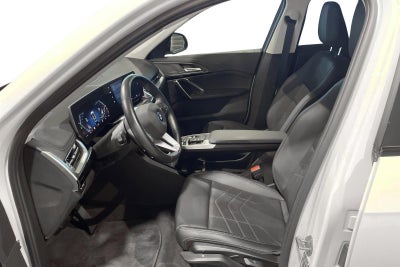 BMW iX1 eDrive20 X-Line - 4