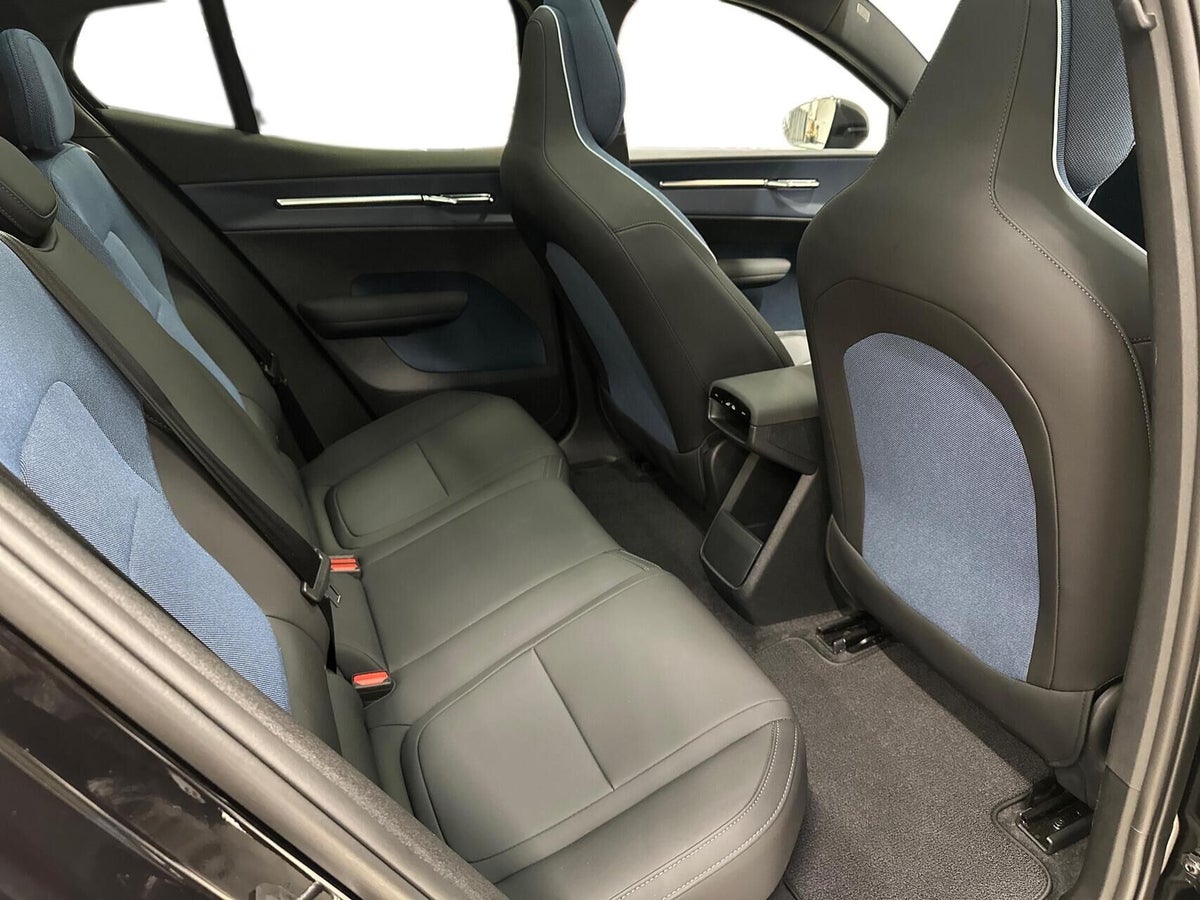 Volvo EX30 Extended Range Ultra billede 13