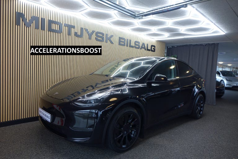 Tesla Model Y Long Range AWD