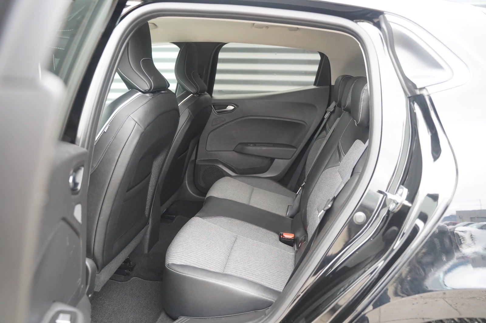 Billede af Renault Clio V 1,6 E-Tech Intens