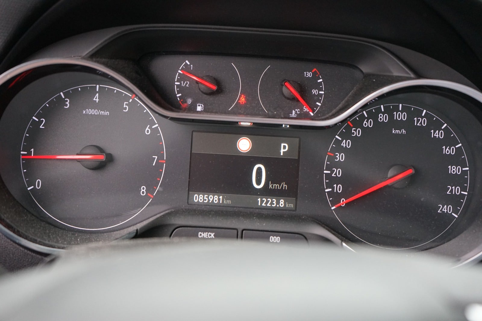 Billede af Opel Crossland 1,2 T 130 First Edition aut. Van