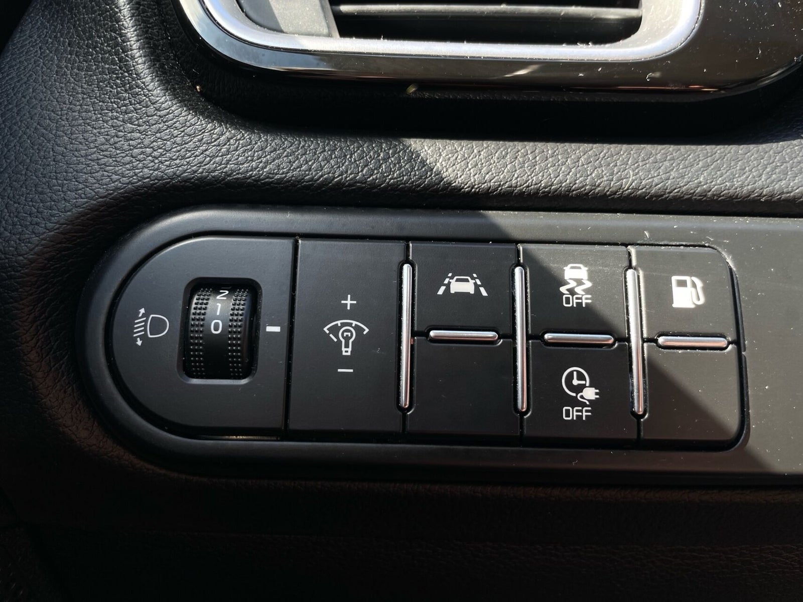 Kia XCeed PHEV Upgrade Intro DCT