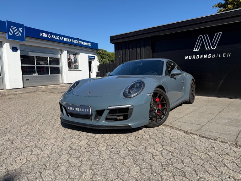 Porsche 911 Carrera GTS Coupé PDK
