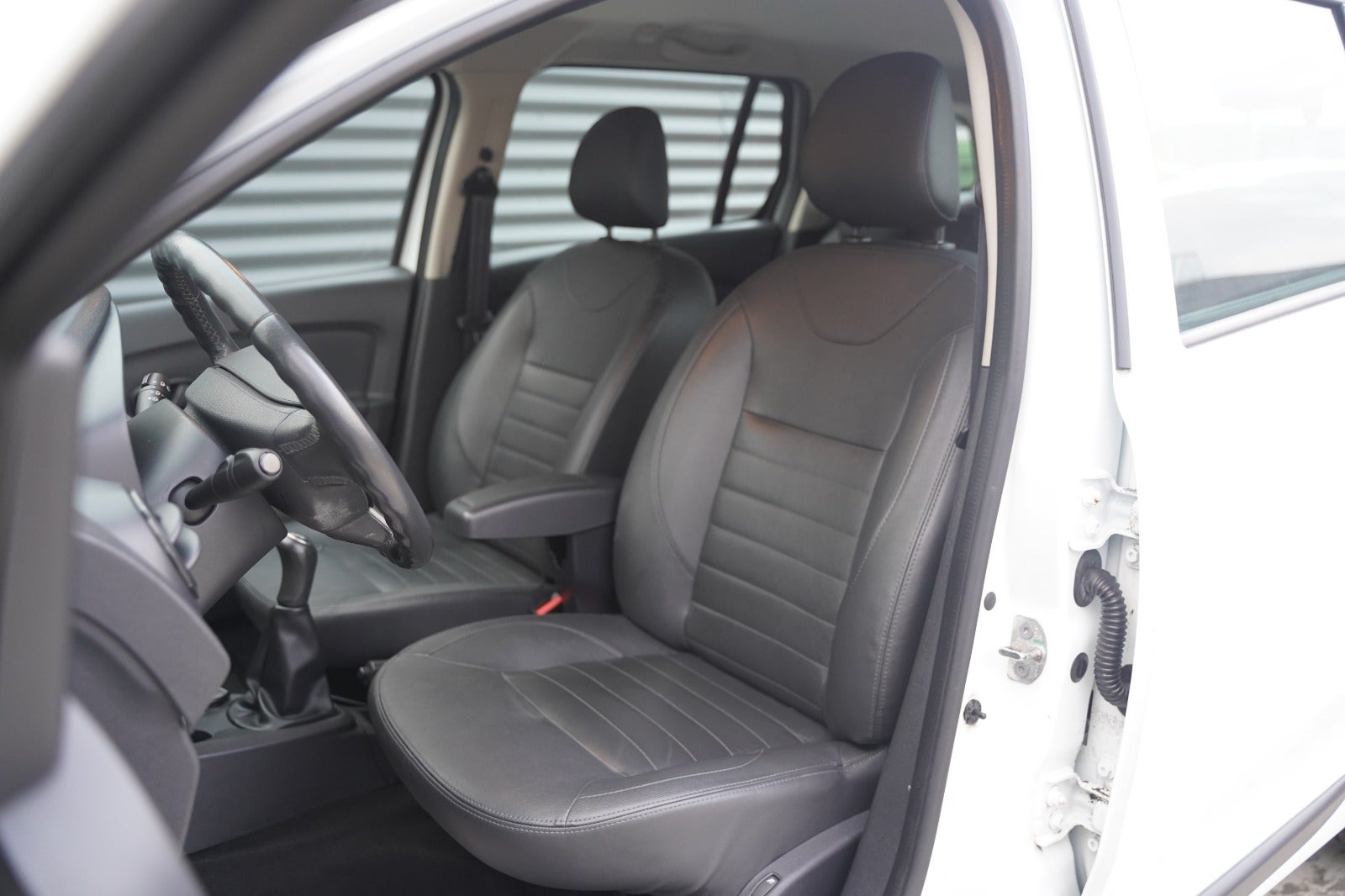 Billede af Dacia Logan 1,5 dCi 90 Laureate MCV