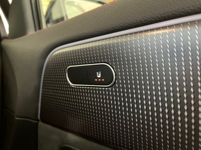 Mercedes EQA300 AMG Line 4Matic Van