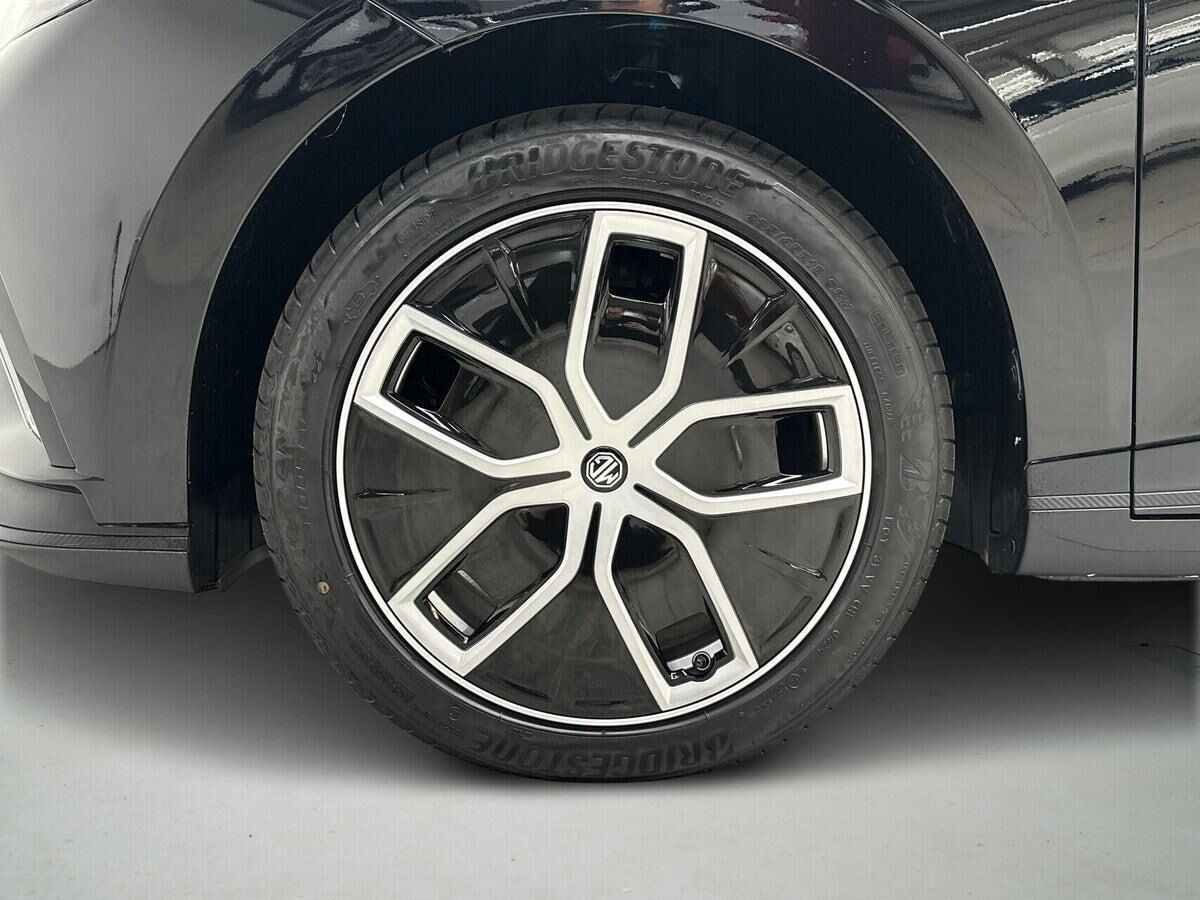 MG 4 Luxury billede 10