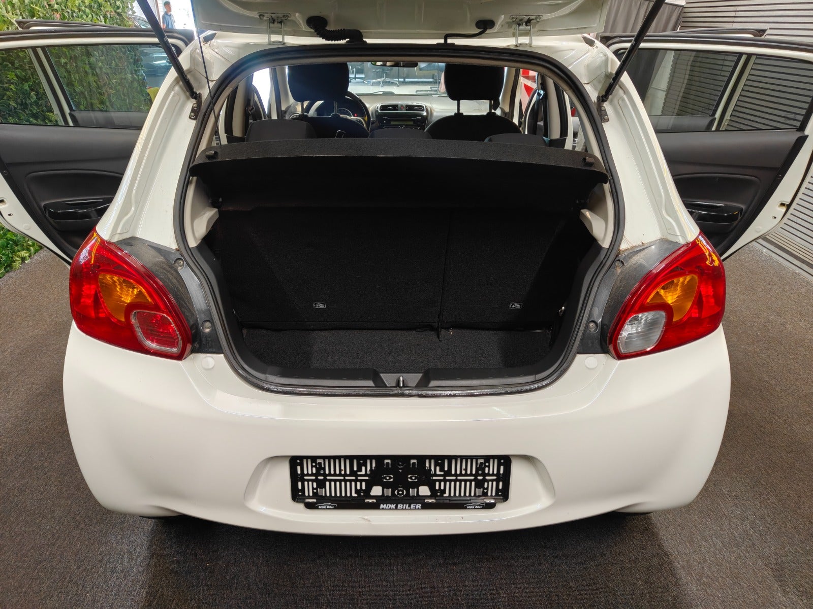 Billede af Mitsubishi Space Star 1,2 Black & White