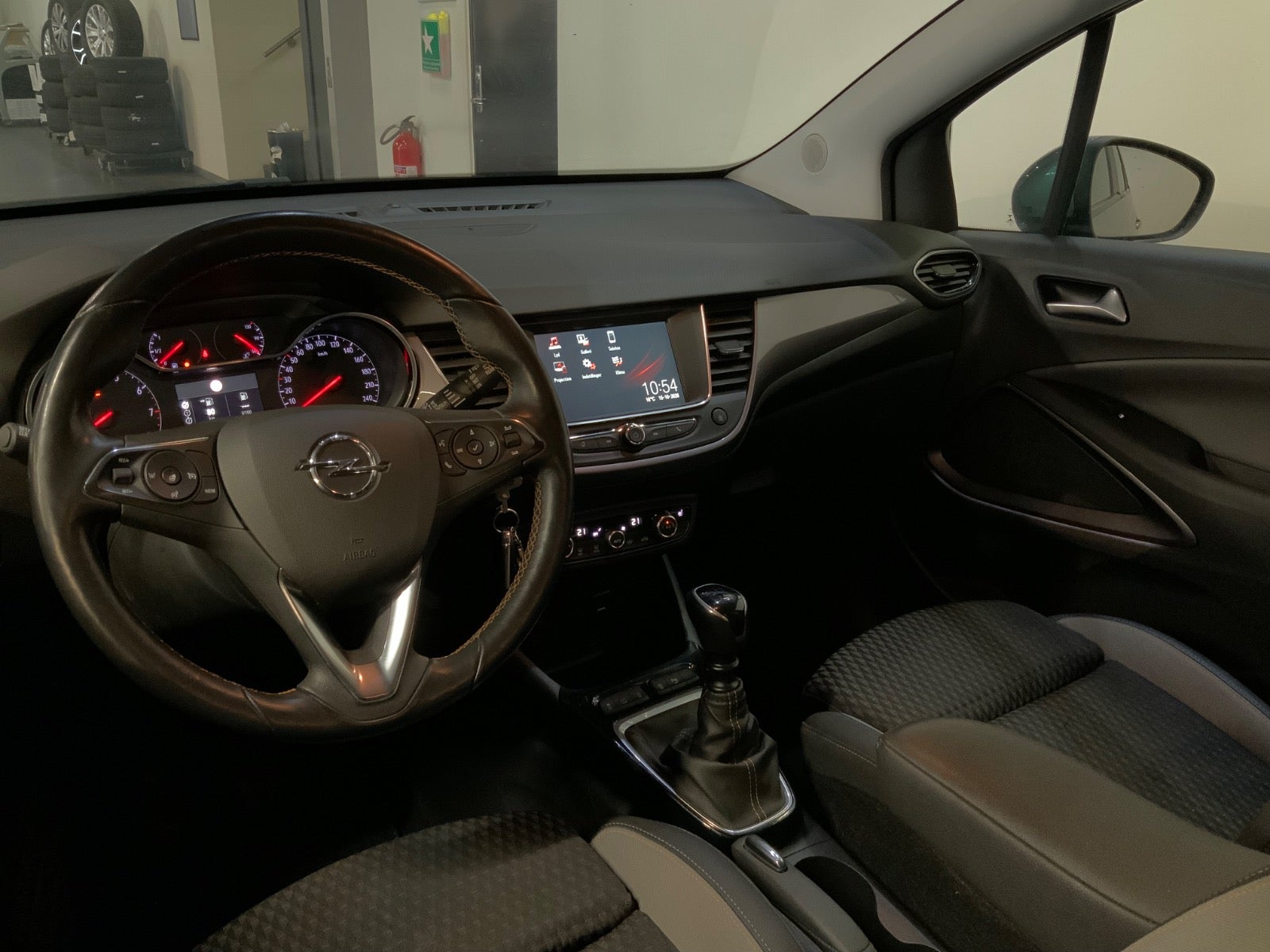 Opel Crossland X