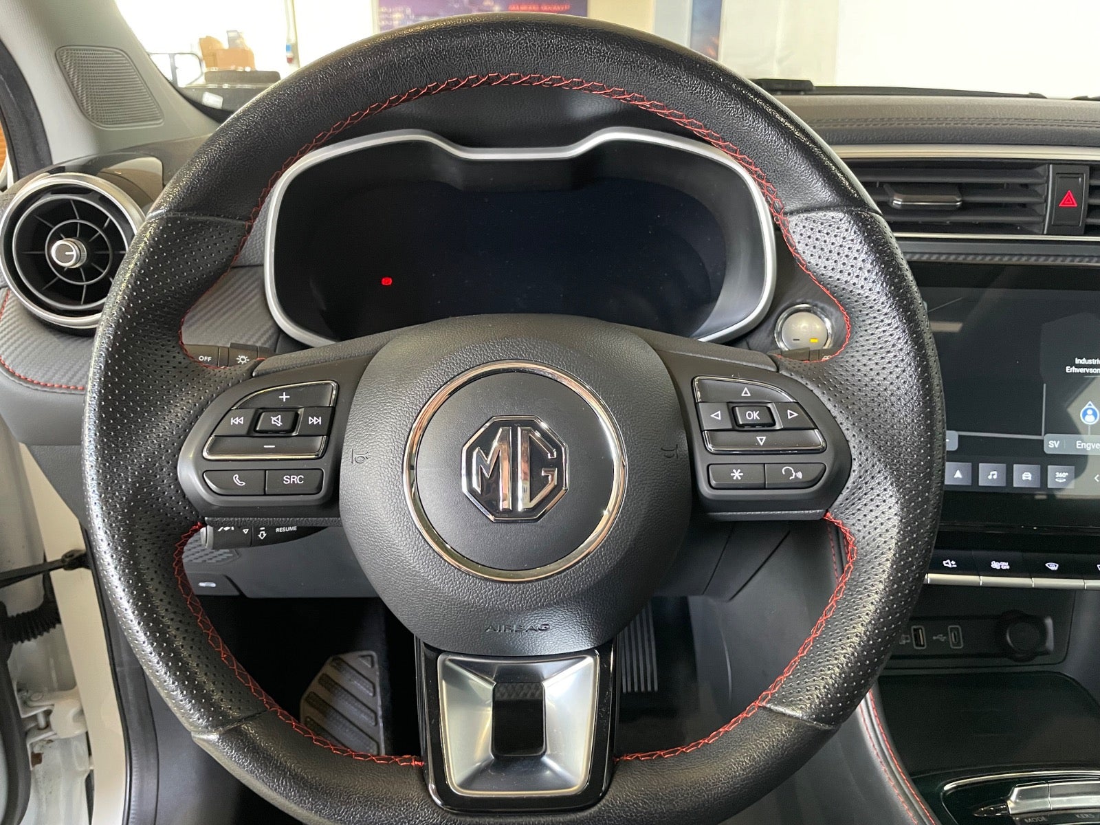 MG ZS Luxury