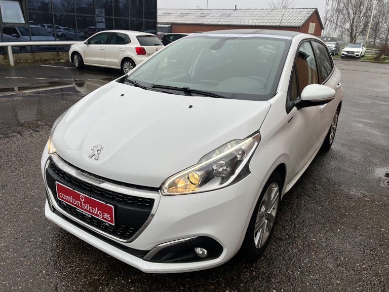 Peugeot 208 BlueHDi 100 Signature Sky