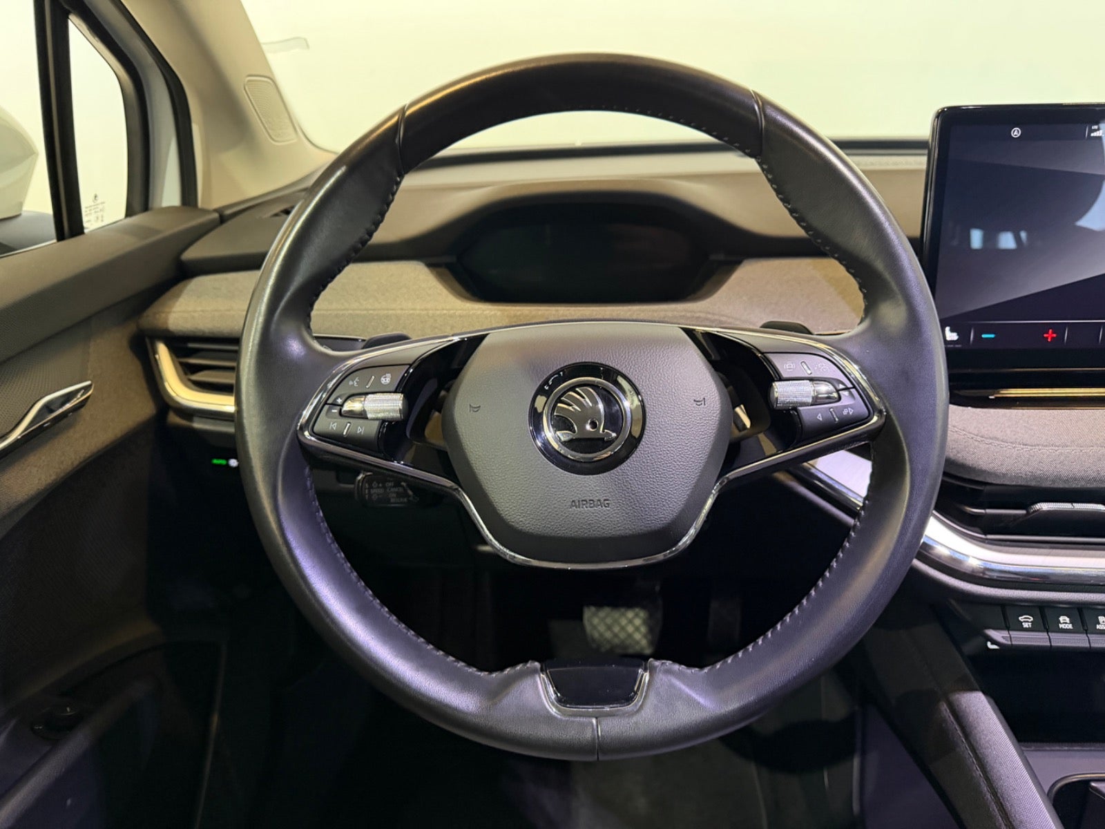 Skoda Enyaq iV Plus Loft